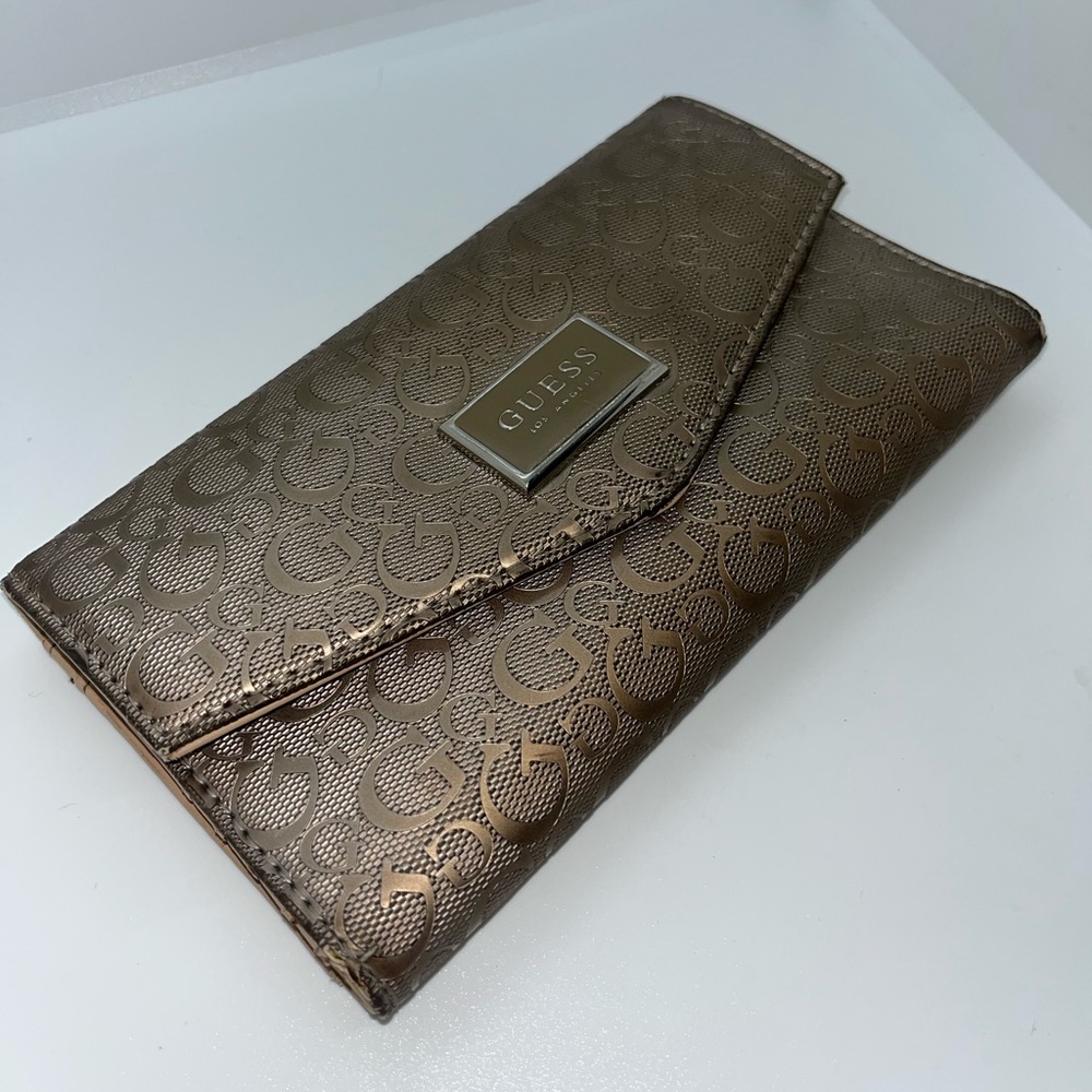 Guess Wallet